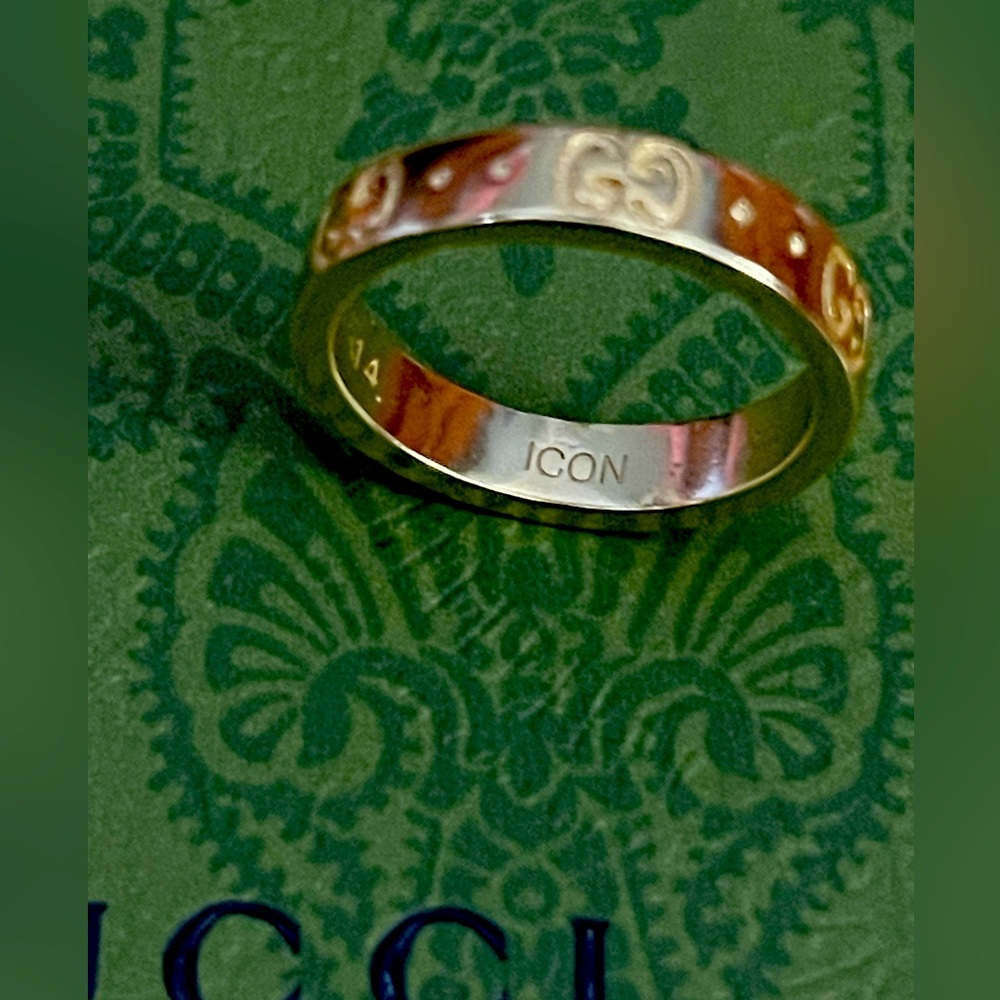 Gucci icon ring